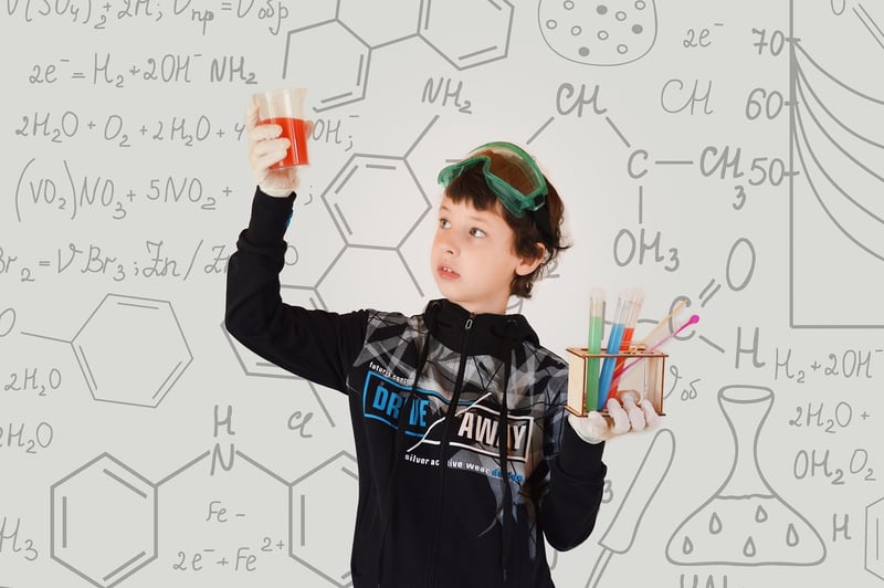 Découvrez les meilleures pratiques pour l'éducation positive et bienveillante en 2026
